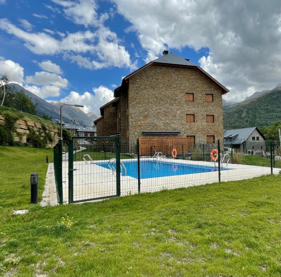 Santa Maria De Panticosa Apartment Bagian luar foto