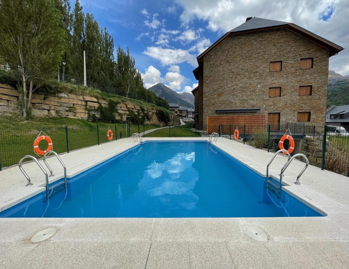 Santa Maria De Panticosa Apartment Bagian luar foto